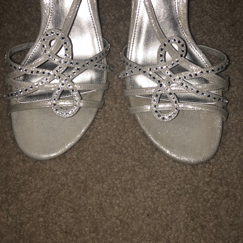 Nina silver heels - Picture 3 of 6